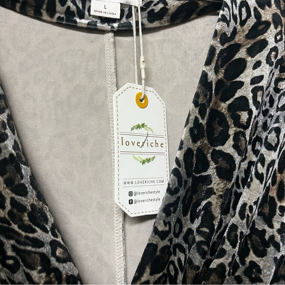 Love Riche Mini Dress Womens Leopard Print Bodycon Twisted Knot Large V Neck NWT - Picture 12 of 15